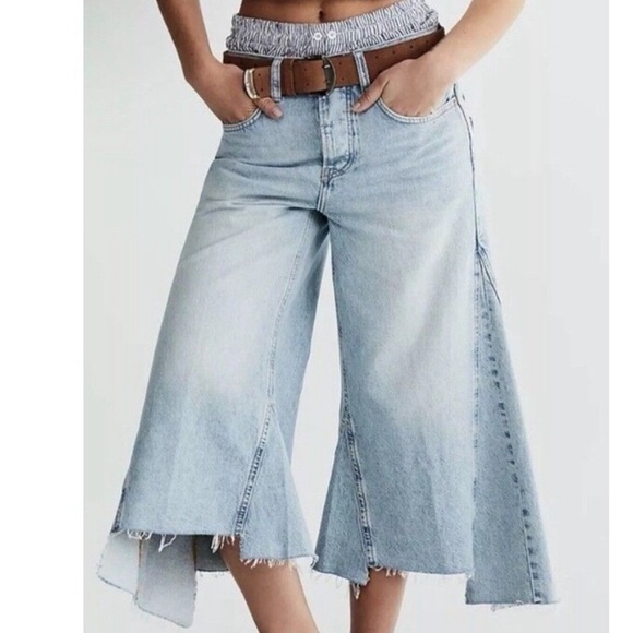 We The Free People Ripple Wide Leg Crop Jeans - Picture 1 of 3